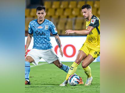 ISL: Hyderabad FC, Mumbai City FC share spoils after a six-goal thriller | ISL: Hyderabad FC, Mumbai City FC share spoils after a six-goal thriller