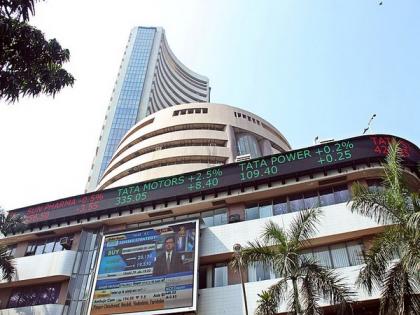 Indian markets fall in morning trade; Sensex down 721 pts, Nifty dips 17 pts | Indian markets fall in morning trade; Sensex down 721 pts, Nifty dips 17 pts