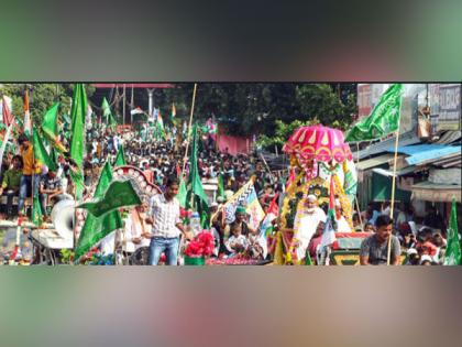 J-K: Spiritual gatherings, rallies fill streets of Jammu on Eid Milad-ul-Nabi | J-K: Spiritual gatherings, rallies fill streets of Jammu on Eid Milad-ul-Nabi