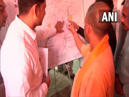 Adityanath visits floods affected villages in Gorakhpur, Maharajganj, says govt ready to serve public | Adityanath visits floods affected villages in Gorakhpur, Maharajganj, says govt ready to serve public