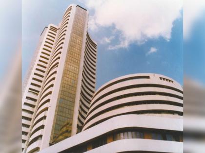 Sensex jumps 685 points; Infosys, HDFC Bank, HCL Technologies soar | Sensex jumps 685 points; Infosys, HDFC Bank, HCL Technologies soar