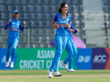 Women's Asia Cup final: Renuka's fiery powerplay spell, tight bowling by spinners helps India restrict Sri Lanka to 65/9 | Women's Asia Cup final: Renuka's fiery powerplay spell, tight bowling by spinners helps India restrict Sri Lanka to 65/9