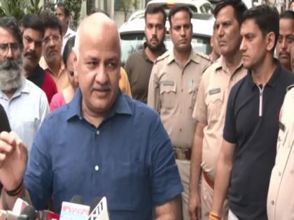 Delhi excise policy scam: Manish Sisodia summoned by CBI for questioning tomorrow | Delhi excise policy scam: Manish Sisodia summoned by CBI for questioning tomorrow Delhi excise policy scam: Manish Sisodia summoned by CBI for questioning tomorrow | Delhi excise policy scam: Manish Sisodia summoned by CBI for questioning tomorrow