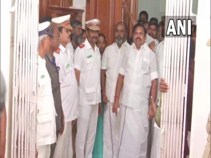 Tamil Nadu Assembly ruckus: Speaker orders eviction of EPS, AIADMK MLAs | Tamil Nadu Assembly ruckus: Speaker orders eviction of EPS, AIADMK MLAs