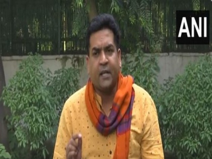 BJP leader Kapil Mishra dares Manish Sisodia to take lie detector test | BJP leader Kapil Mishra dares Manish Sisodia to take lie detector test