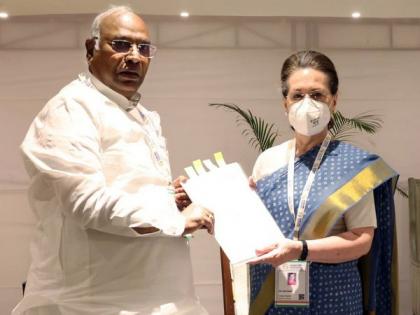 A Gandhi family loyalist, Mallikarjun Kharge faces multiple challenges in new role as Congress chief | A Gandhi family loyalist, Mallikarjun Kharge faces multiple challenges in new role as Congress chief