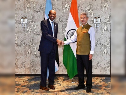 India, Botswana FMs focus on health, trade, investment, including defence and training | India, Botswana FMs focus on health, trade, investment, including defence and training
