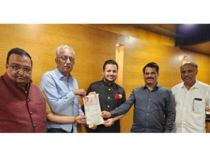 Anshumman Joshi-led Dhanvarsha Group executes Rs 150 crore Private Placement Agreement with Samarth Sahakari Bank Ltd | Anshumman Joshi-led Dhanvarsha Group executes Rs 150 crore Private Placement Agreement with Samarth Sahakari Bank Ltd Anshumman Joshi-led Dhanvarsha Group executes Rs 150 crore Private Placement Agreement with Samarth Sahakari Bank Ltd | Anshumman Joshi-led Dhanvarsha Group executes Rs 150 crore Private Placement Agreement with Samarth Sahakari Bank Ltd