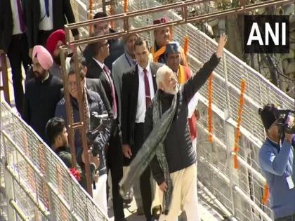 PM Modi arrives in Badrinath | PM Modi arrives in Badrinath