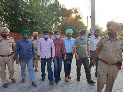 Punjab: 3 operatives of Landa-Rinda terror module held from Amritsar; AK-47 recovered | Punjab: 3 operatives of Landa-Rinda terror module held from Amritsar; AK-47 recovered