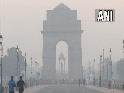 Delhi's air quality remains in 'poor' category on Diwali morning | Delhi's air quality remains in 'poor' category on Diwali morning