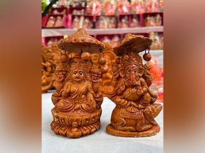 Diwali 2022: Vidhi, Muhurat for Lakshmi - Ganesh Puja | Diwali 2022: Vidhi, Muhurat for Lakshmi - Ganesh Puja Diwali 2022: Vidhi, Muhurat for Lakshmi - Ganesh Puja | Diwali 2022: Vidhi, Muhurat for Lakshmi - Ganesh Puja