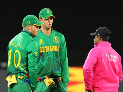 T20 WC: South Africa, Zimbabwe forced to share points as rain plays spoilsport | T20 WC: South Africa, Zimbabwe forced to share points as rain plays spoilsport