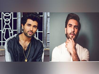 Vijay Deverakonda poses with Ranveer Singh in MMA style | Vijay Deverakonda poses with Ranveer Singh in MMA style