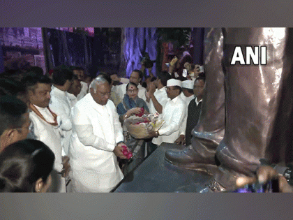 Congress president Mallikarjun Kharge pays tribute to Dr BR Ambedkar | Congress president Mallikarjun Kharge pays tribute to Dr BR Ambedkar