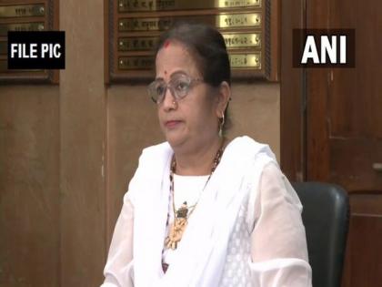 SRA flats scam: Former Mumbai Mayor Kishori Pednekar says she would lock house, shop if found in her name | SRA flats scam: Former Mumbai Mayor Kishori Pednekar says she would lock house, shop if found in her name