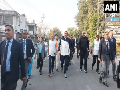 National Unity Day: CM Dhami flags off Dehradun Marathon themed "Run For Unity" | National Unity Day: CM Dhami flags off Dehradun Marathon themed "Run For Unity"