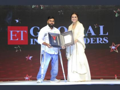 Ravi Daparthi wins ET Global Indian Leaders Awards 2022 for excellence in IT Software Services in HRTech | Ravi Daparthi wins ET Global Indian Leaders Awards 2022 for excellence in IT Software Services in HRTech
