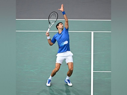 Novak Djokovic makes winning start in title defence at Paris Masters | Novak Djokovic makes winning start in title defence at Paris Masters