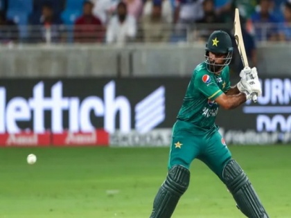 Pakistan's Fakhar Zaman ruled out of T20 World Cup due to knee injury | Pakistan's Fakhar Zaman ruled out of T20 World Cup due to knee injury