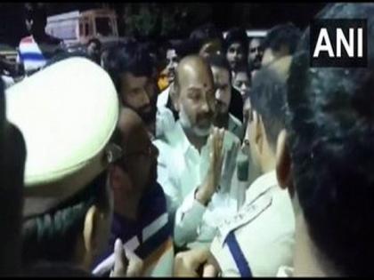 Munugodu by-polls: Telangana BJP president Bandi Sanjay detained | Munugodu by-polls: Telangana BJP president Bandi Sanjay detained