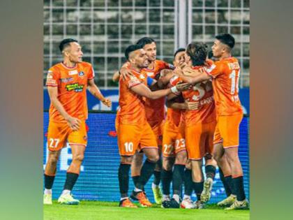 FC Goa climb to second place with home win over Jamshedpur FC | FC Goa climb to second place with home win over Jamshedpur FC
