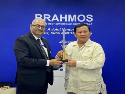 IndoDefence-22 in Jakarta: Indonesian Defence Minister visits BrahMos Aerospace stall | IndoDefence-22 in Jakarta: Indonesian Defence Minister visits BrahMos Aerospace stall