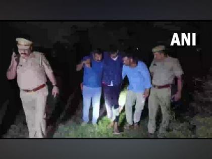 Noida: Chain-snatching accused arrested in police encounter | Noida: Chain-snatching accused arrested in police encounter