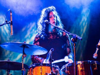 Low drummer-vocalist Mimi Parker passes away at 55 | Low drummer-vocalist Mimi Parker passes away at 55