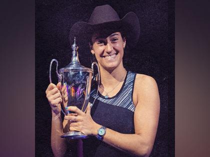 Caroline Garcia defeats Aryna Sabalenka to clinch WTA Finals title | Caroline Garcia defeats Aryna Sabalenka to clinch WTA Finals title