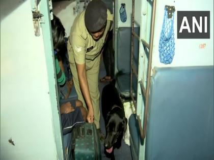 Guwahati: Sniffer dogs deployed to catch hold of contrabands | Guwahati: Sniffer dogs deployed to catch hold of contrabands