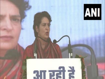 Priyanka flays BJP in Himachal, claims state is in debt of Rs 70,000 cr | Priyanka flays BJP in Himachal, claims state is in debt of Rs 70,000 cr