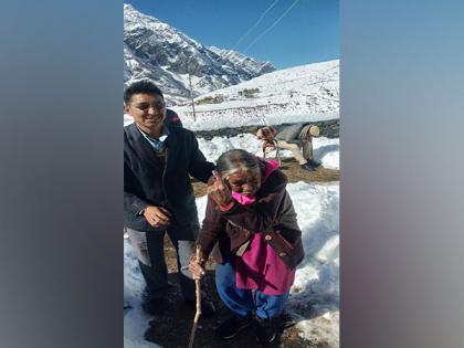 Himachal Pradesh election: 83-year-old walks 14 km in snow to cast vote in Chamba | Himachal Pradesh election: 83-year-old walks 14 km in snow to cast vote in Chamba