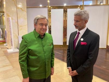 Jaishankar meets UN Chief Antonio Guterres on sidelines of ASEAN Summit | Jaishankar meets UN Chief Antonio Guterres on sidelines of ASEAN Summit