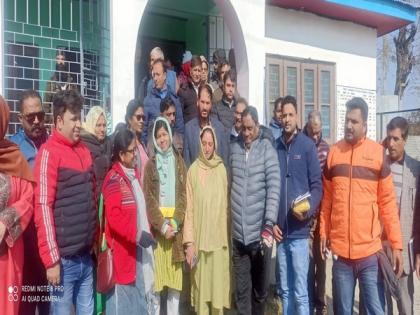 Panchayati Raj delegation from Kerala visits J-K's Baramulla, interacts with local members | Panchayati Raj delegation from Kerala visits J-K's Baramulla, interacts with local members