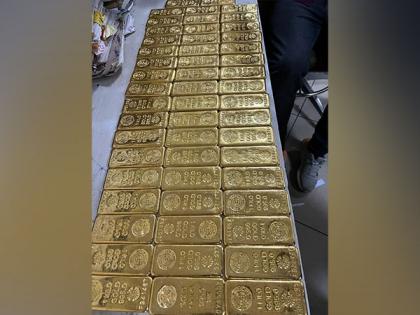 In highest single day recovery, Mumbai Airport Customs seize gold worth Rs 32 crore | In highest single day recovery, Mumbai Airport Customs seize gold worth Rs 32 crore In highest single day recovery, Mumbai Airport Customs seize gold worth Rs 32 crore | In highest single day recovery, Mumbai Airport Customs seize gold worth Rs 32 crore