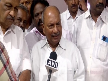 India should go back to basic ideas of Nehru for country's unity: AK Antony | India should go back to basic ideas of Nehru for country's unity: AK Antony
