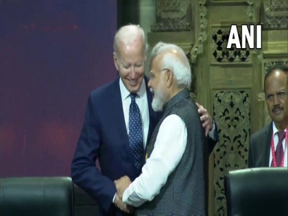 G 20 Summit: PM Modi, US President Biden share warm hug at Bali | G 20 Summit: PM Modi, US President Biden share warm hug at Bali