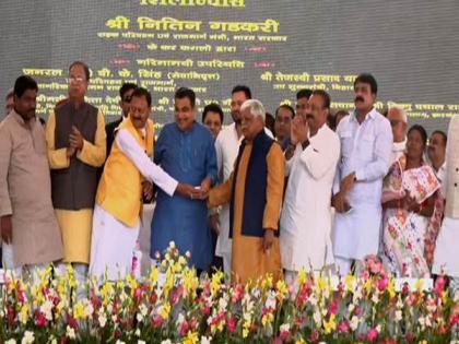 Gadkari inaugurates 1.5 km long 2-lane elevated Bridge on Son river in Bihar's Rohtas | Gadkari inaugurates 1.5 km long 2-lane elevated Bridge on Son river in Bihar's Rohtas