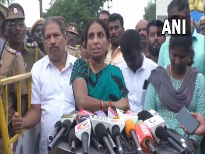Nalini Sriharan appeals to Centre, Tamil Nadu govts to release 4 Sri Lankan nationals from Trichy special camp | Nalini Sriharan appeals to Centre, Tamil Nadu govts to release 4 Sri Lankan nationals from Trichy special camp