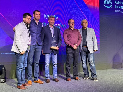 Minfy again wins AWS Consulting Partner of the Year for 2022 | Minfy again wins AWS Consulting Partner of the Year for 2022