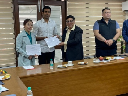 Mary Kom elected Chairperson of 'Athletes Commission' of IOA, Achanta Sharath Kamal elected vice-chairperson | Mary Kom elected Chairperson of 'Athletes Commission' of IOA, Achanta Sharath Kamal elected vice-chairperson