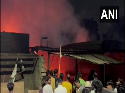 UP: Fire breaks out in shops in Greater Noida | UP: Fire breaks out in shops in Greater Noida
