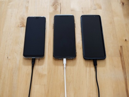 Stakeholders agree to phased roll-out of uniform chargers for devices | Stakeholders agree to phased roll-out of uniform chargers for devices
