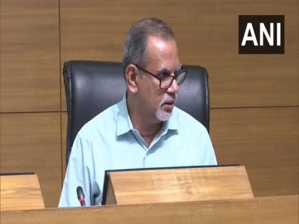 Gujarat Assembly polls: General Observer removed from election duty for posting pictures on his social media account | Gujarat Assembly polls: General Observer removed from election duty for posting pictures on his social media account