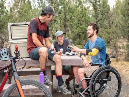 People with paralysis navigate a room via a mind-controlled wheelchair | People with paralysis navigate a room via a mind-controlled wheelchair People with paralysis navigate a room via a mind-controlled wheelchair | People with paralysis navigate a room via a mind-controlled wheelchair
