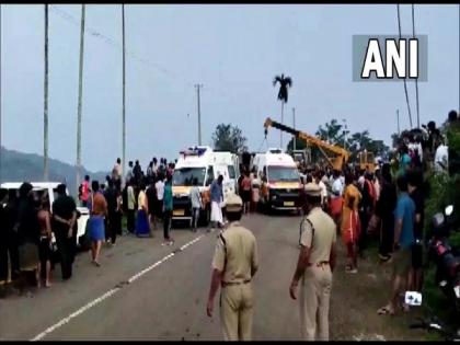 Kerala: 44 pilgrims enroute Sabrimala from Andhra injured in road mishap; 8-yr-old boy in serious condition | Kerala: 44 pilgrims enroute Sabrimala from Andhra injured in road mishap; 8-yr-old boy in serious condition