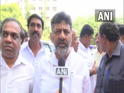 Karnataka Congress to file complaint with SEC against "electoral fraud" | Karnataka Congress to file complaint with SEC against "electoral fraud" Karnataka Congress to file complaint with SEC against "electoral fraud" | Karnataka Congress to file complaint with SEC against "electoral fraud"