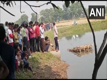 Mother-daughter dead bodies recovered from pond in Deoria district, police suspect suicide | Mother-daughter dead bodies recovered from pond in Deoria district, police suspect suicide