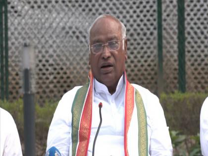 AICC chief Mallikarjun Kharge to meet party workers | AICC chief Mallikarjun Kharge to meet party workers AICC chief Mallikarjun Kharge to meet party workers | AICC chief Mallikarjun Kharge to meet party workers